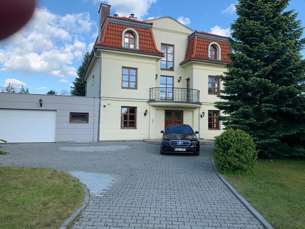 Dogs Resort And Spa Horni Bezdekov Extérieur photo